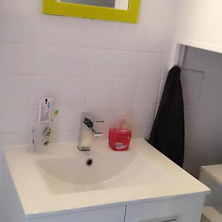 Ptit Dej Inclus فندق مبيت وإفطار *