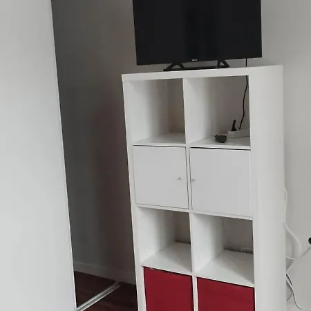 Hôte Ptit Déj Inclus Apartamento *