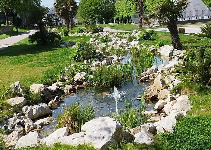 Ptit Dej Inclus Bed & Breakfast *